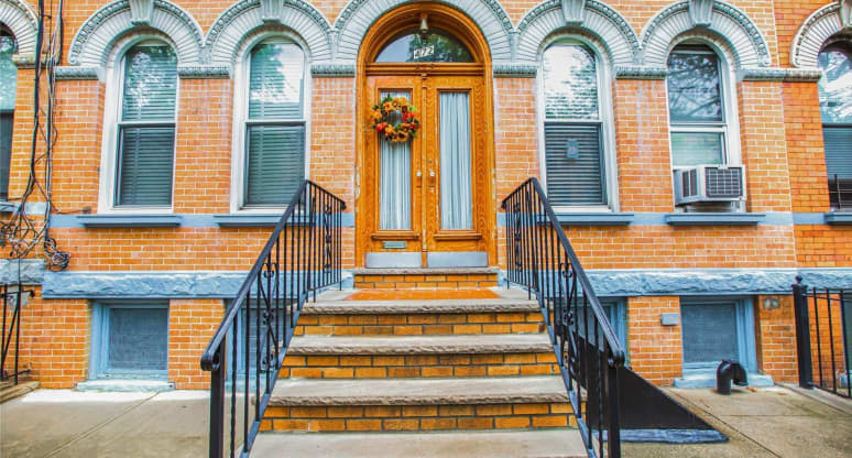 472 Harman St, New York, NY, 11237