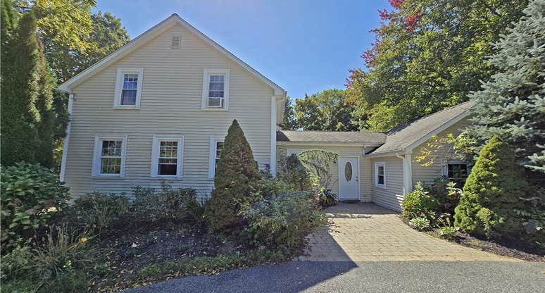 10 Sunapee Court Kent County RI 02816 SingleFam For Sale