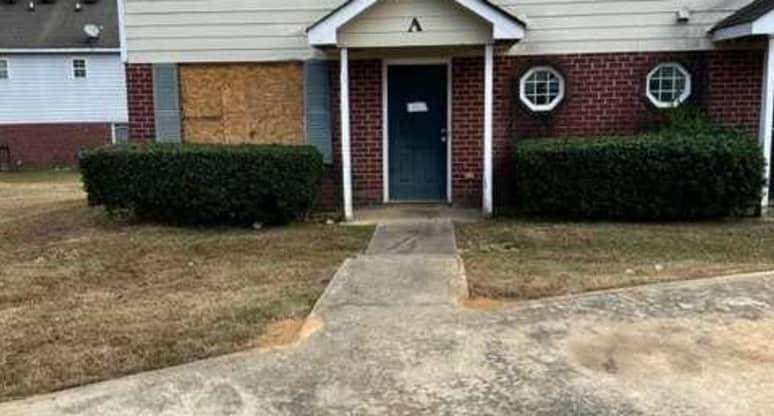 A/838 Store House Court Monroe GA 30655 Townhouse For Sale