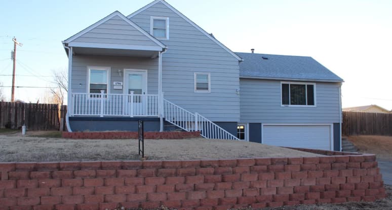 1706 Eisenhower Rd, Hays, KS, 67601