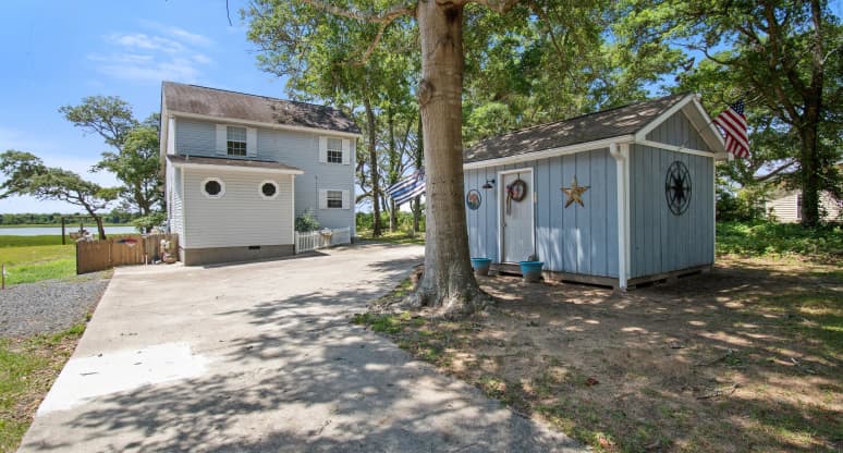 2509 Gator Lane Southwest, Supply, NC, 28462