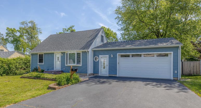 7 Winslow Avenue, Middlesex County, NJ, 08816
