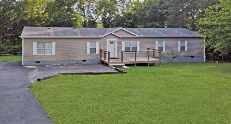 213 Vance Cir, Macon-Bibb County, GA, 31217