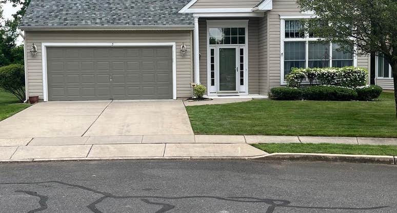 3 Hedge Row Court Burlington County NJ 08022 SingleFam For Sale