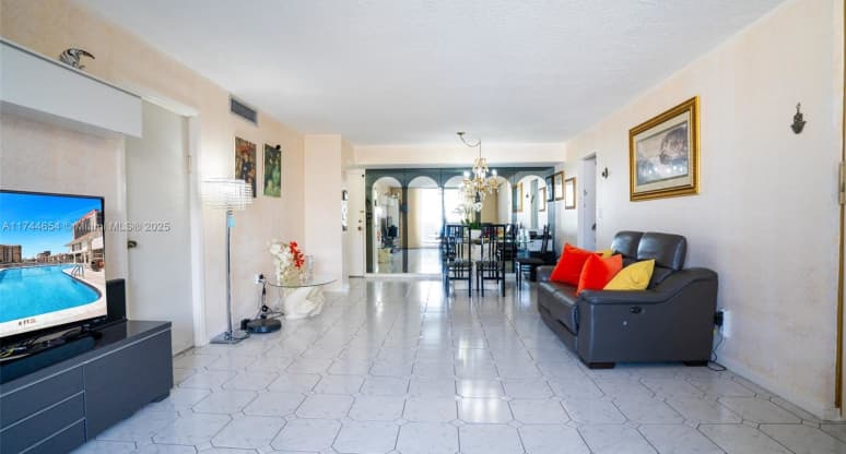 1103/1833 South Ocean Drive, Hallandale Beach, FL, 33009