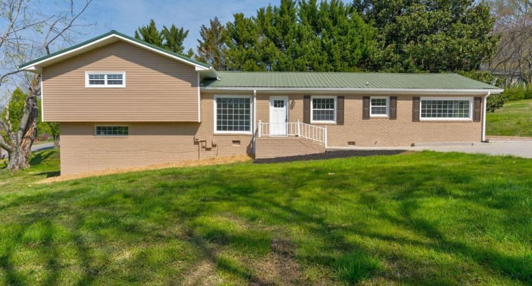21 White Oak Drive, Ringgold, GA, 30736