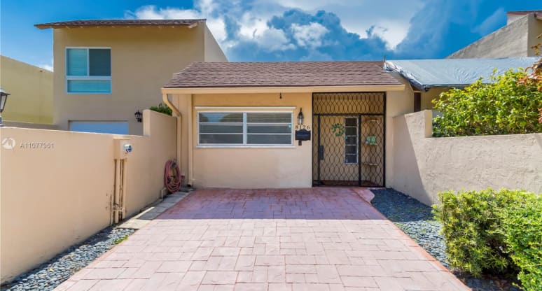 8126/8126 Southwest 103rd Avenue, Kendall, FL, 33173