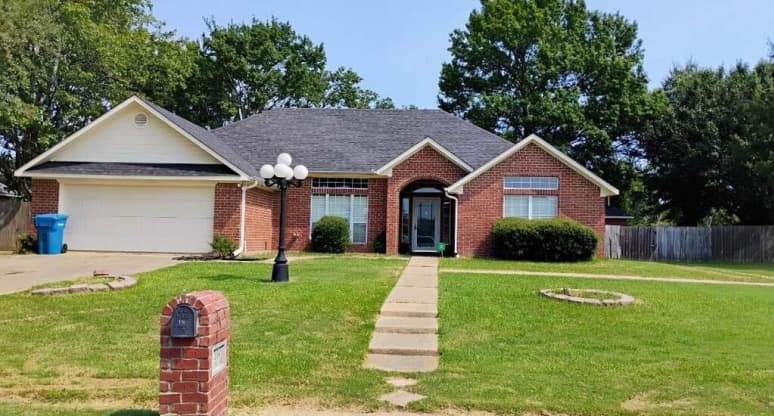 114 Diane Lane, Mount Pleasant, TX, 75455
