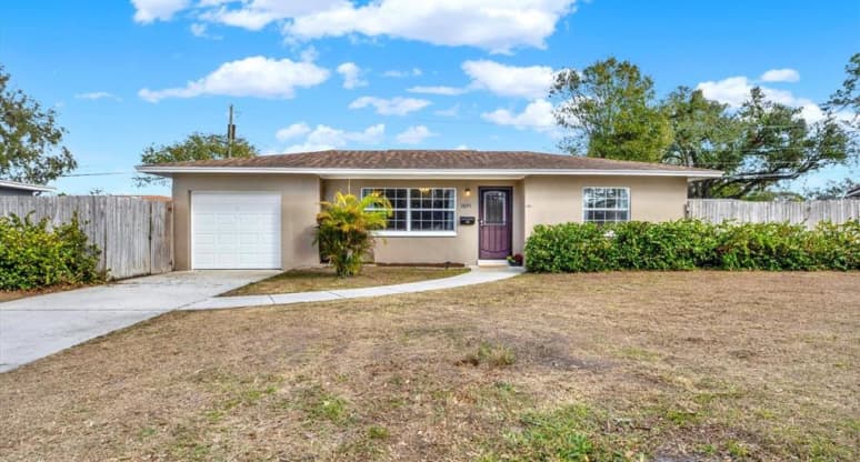7095 17th Way N, St. Petersburg, FL, 33702