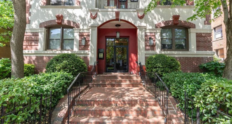401/1495 Newton Street Northwest, Washington, DC, 20010