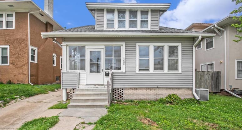 3208 Lafayette Ave, Omaha, NE, 68131