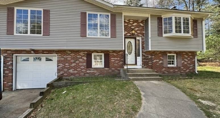 6 Glenview Court Kent County RI 02816 SingleFam For Sale RateMyAgent