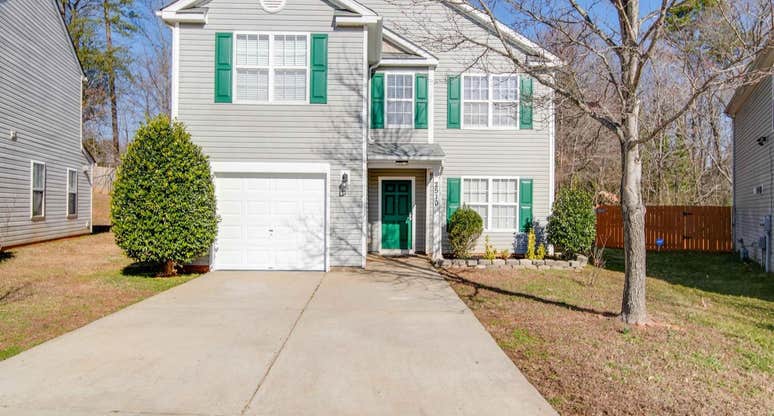 2510 Manes Court Charlotte NC 28208 SingleFam Sold on 29 02 2024