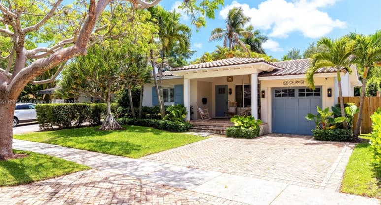 820 Southeast 9th Street, Fort Lauderdale, FL, 33316
