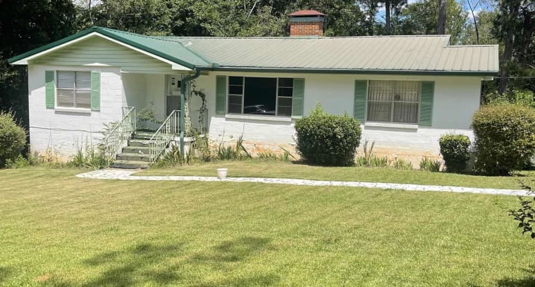 512 West Coosa Street, Sylacauga, AL, 35150