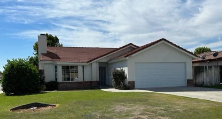 5203 Summer Solstice Drive, Bakersfield, CA, 93313