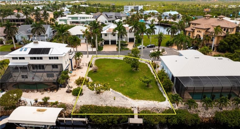 17901 Grey Heron Court, Fort Myers Beach, FL, 33931