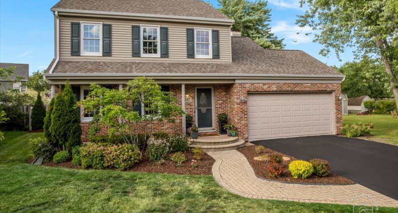 957 Whittington Dr, Geneva, IL, 60134