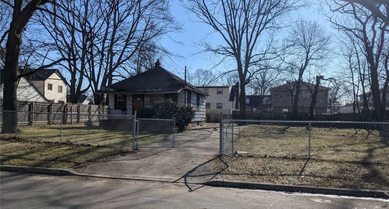 5C/76 Cumberland Avenue, Roosevelt, NY, 11575