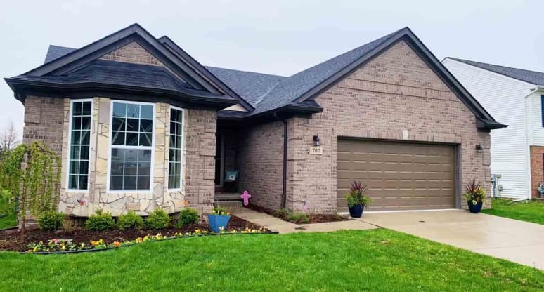 707 Arbor Chase Dr, Dundee, MI, 48131