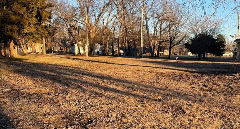 717 South A Street, Morris, OK, 74445