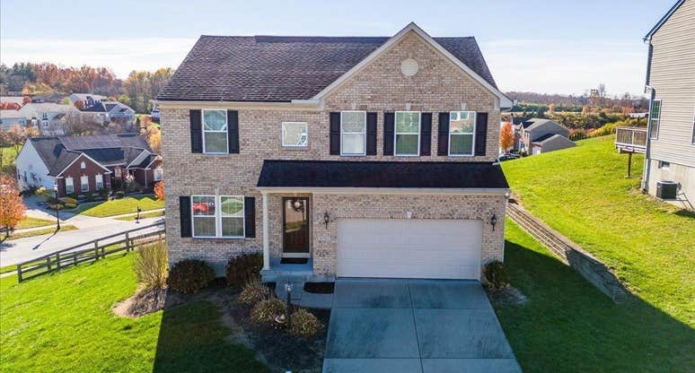 8701 Schneiders Farm Court Groesbeck OH 45251 SingleFam For Sale