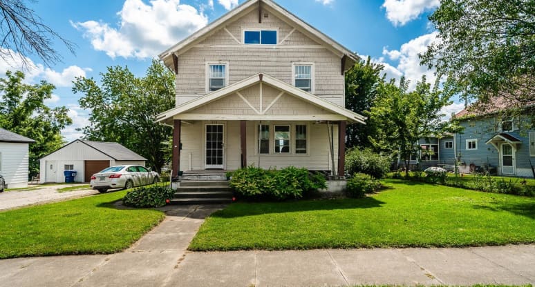 908 West Nevada Street, Marshalltown, IA, 50158