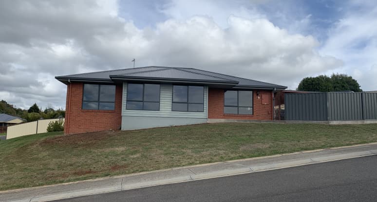 1 Rowena Court, Devonport, TAS, 7310