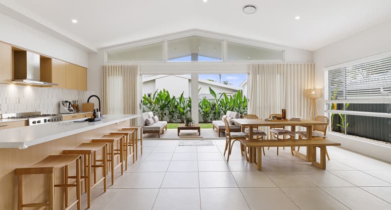 93 Palm Drive, Mooloolaba, QLD, 4557