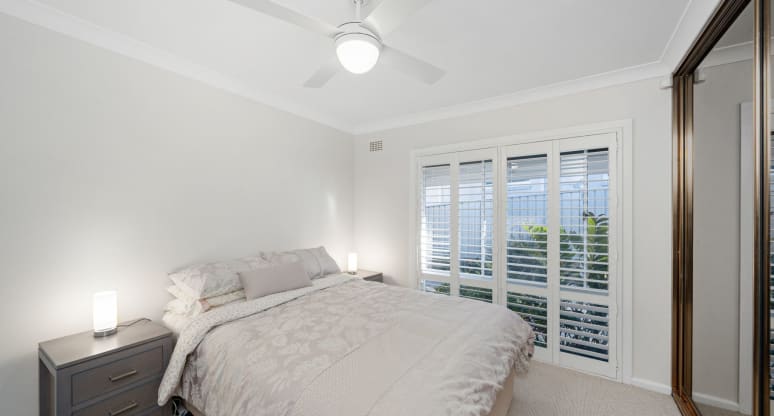 10 Samoa Avenue, Picnic Point, NSW, 2213