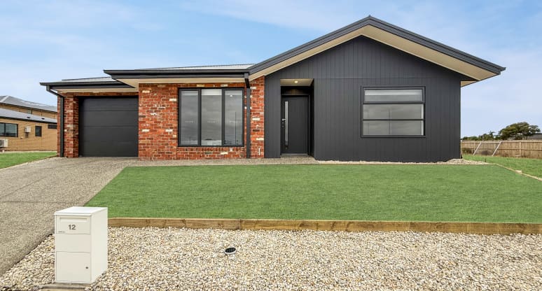 12 Primrose Drive, Waurn Ponds, VIC, 3216