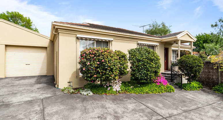 2/1 Miller Street, Berwick, VIC, 3806