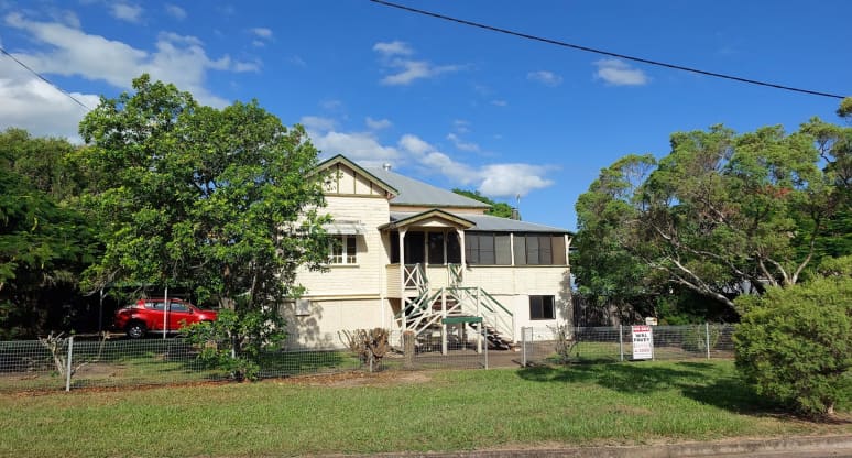 11 Wolseley Street, Granville, QLD, 4650