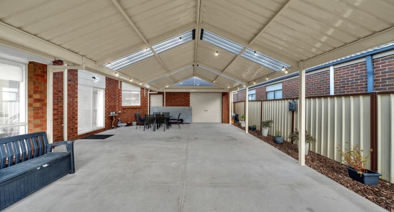 48 Scarborough Crescent, Melton West, VIC, 3337