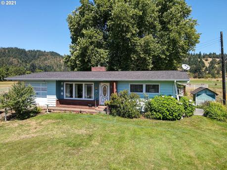 3096 Nonpareil Road, Sutherlin, OR, 97479