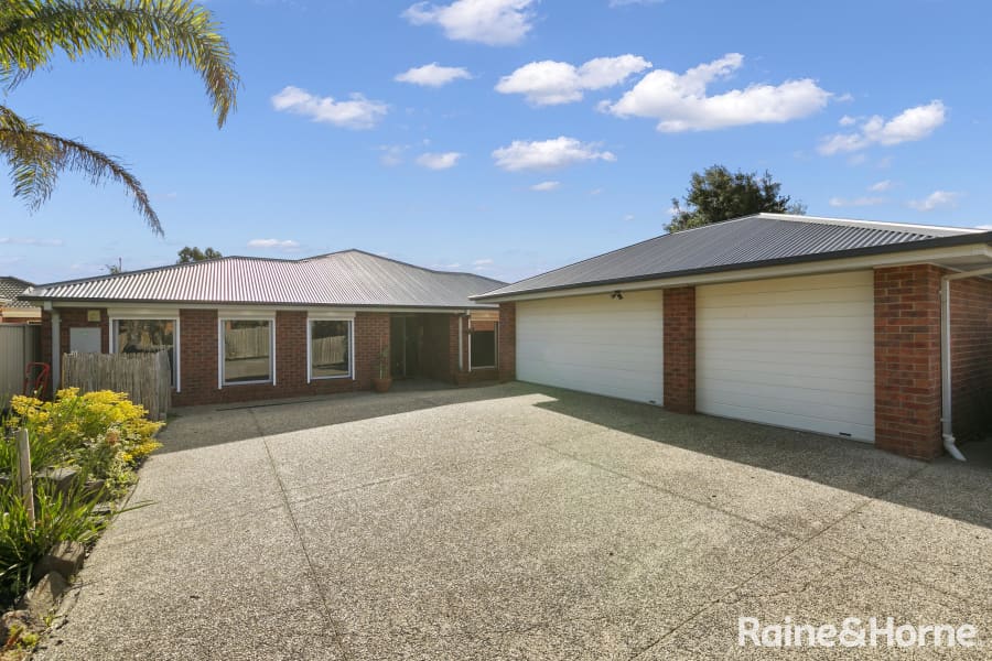 8 Wannon Place, Taylors Hill, VIC, 3037