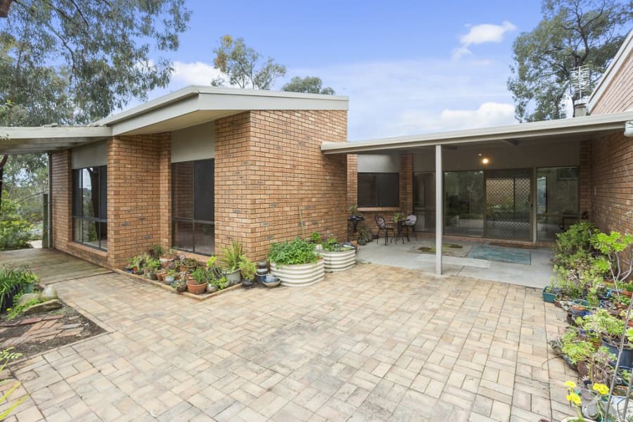 8 Maxwell Cres, Strathdale, VIC, 3550