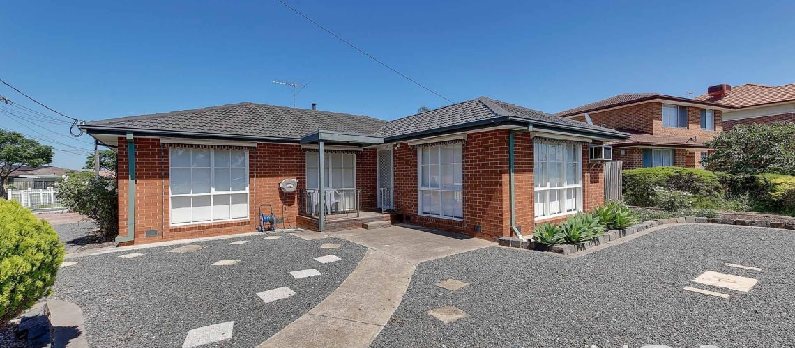 11 Gladstone Park Drive Gladstone Park Victoria 3043 House Rented
