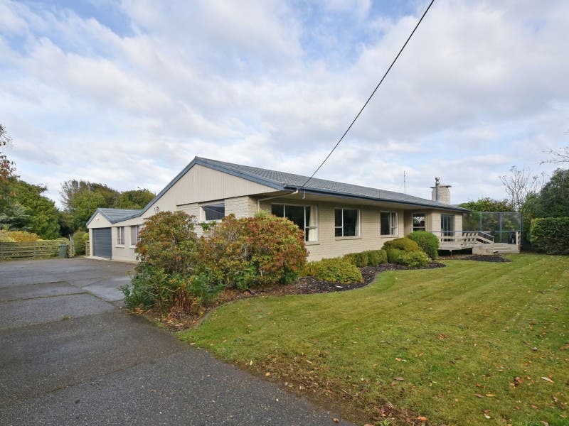 18 Robert Street, Otatara, Southland House Sold on 22 06 2020