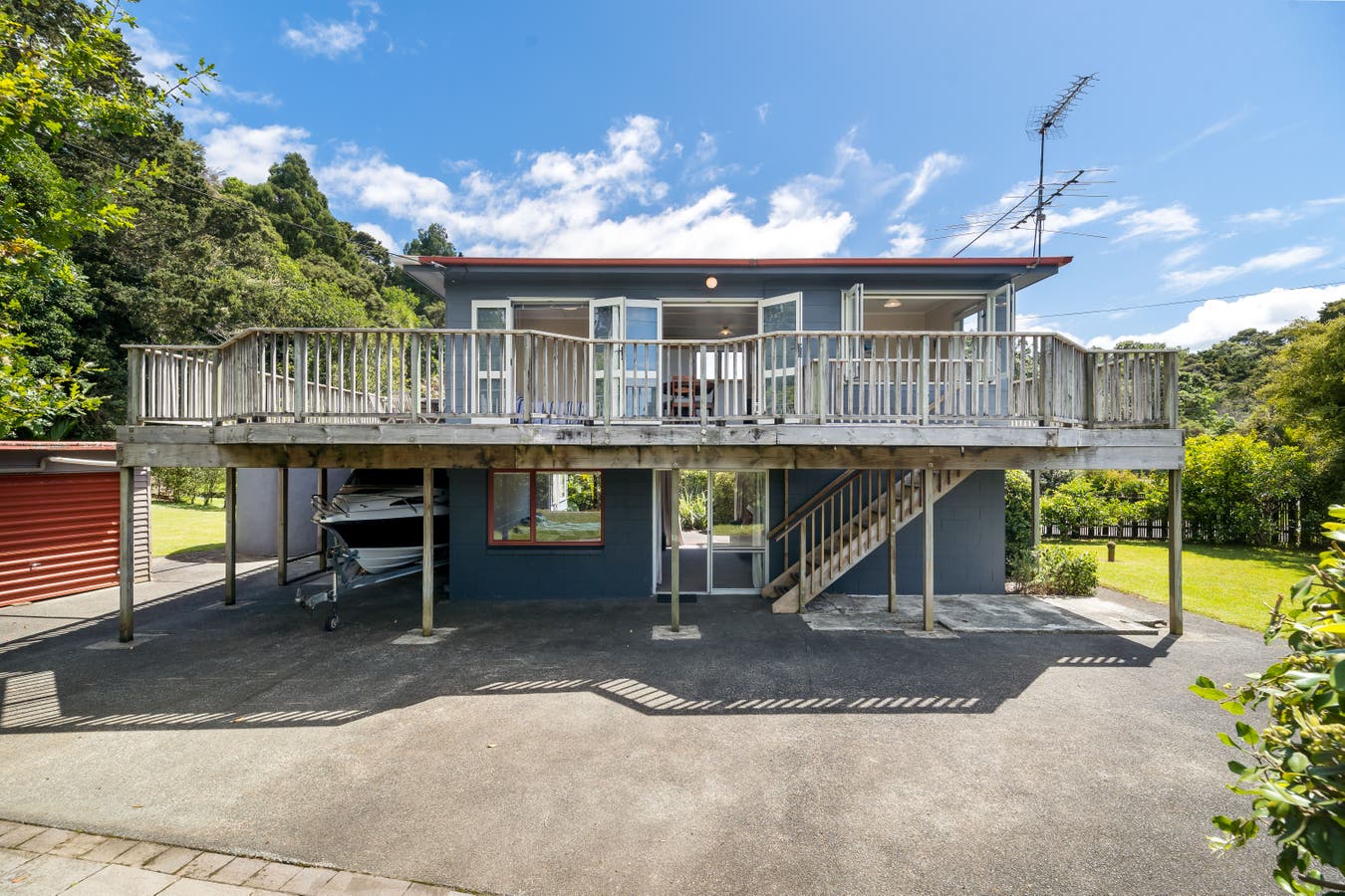 89 Clinton Road, Tawharanui Peninsula, Auckland House Sold on 28 01 2023 RateMyAgent