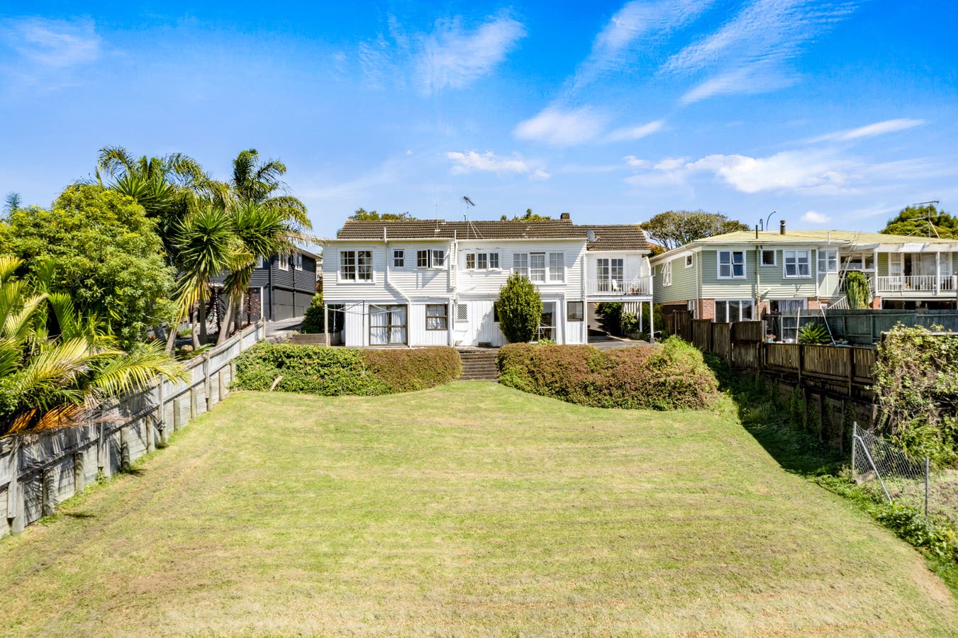 18 Greenhill Crescent, Pakuranga, Auckland House Sold on 12 06 2023