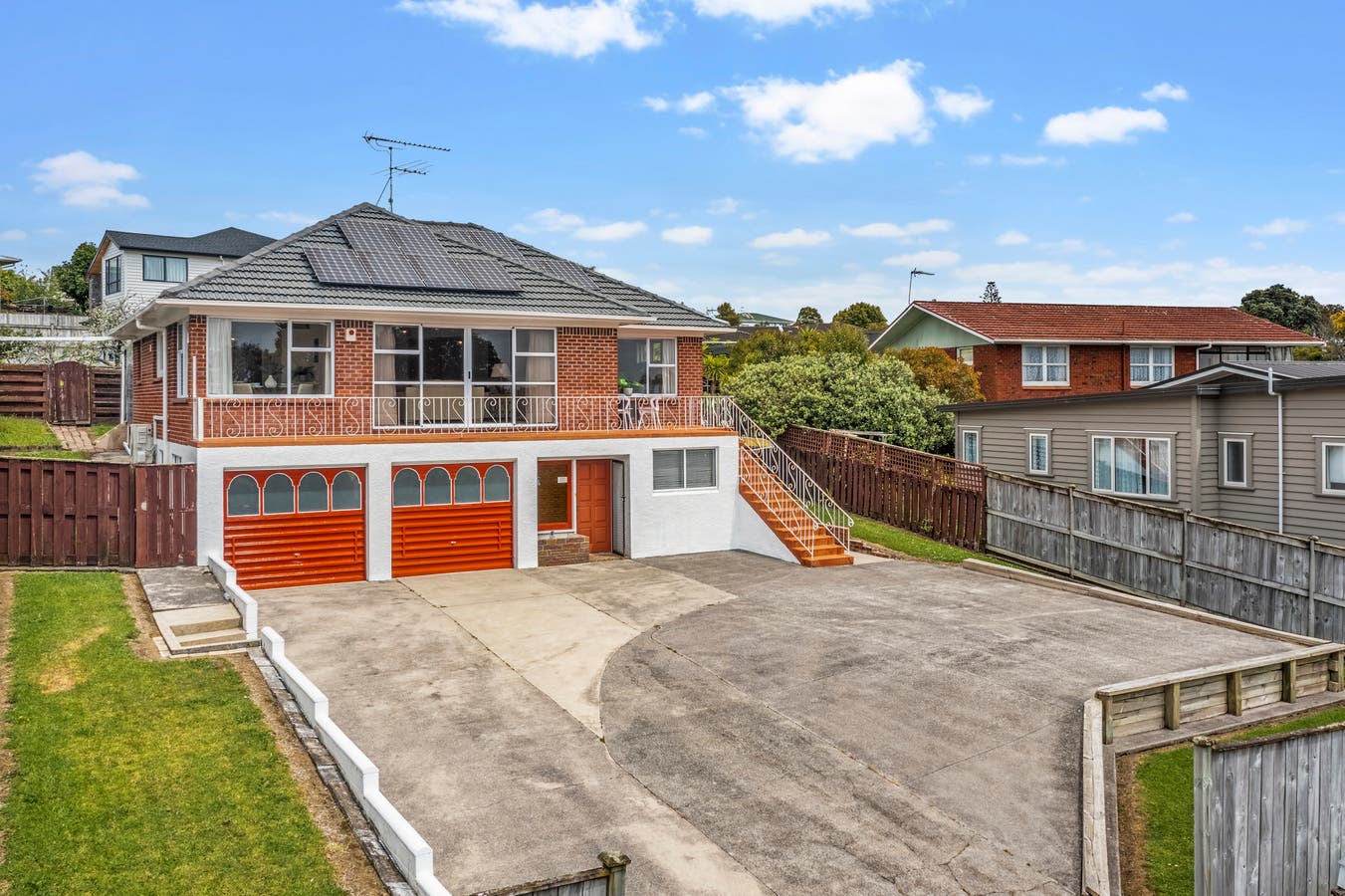 111 Reeves Road, Pakuranga Heights, Auckland House Sold on 29 11 2022