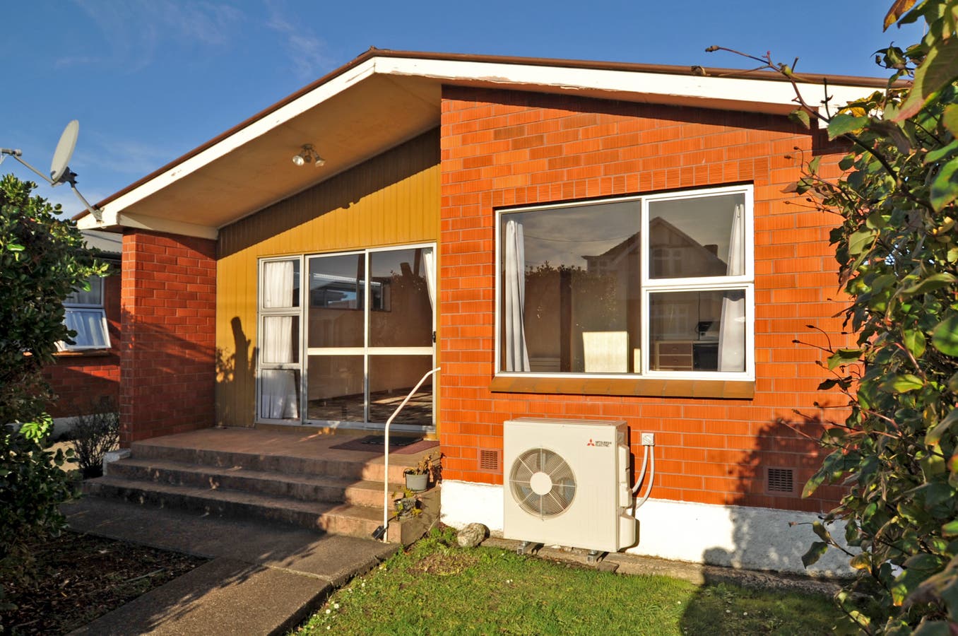 137 Melbourne Street, South Dunedin, Otago House Sold on 16 09 2022