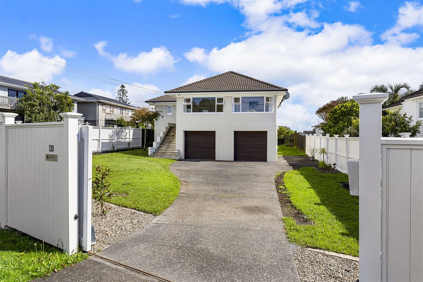 130 Aberdeen Road, Campbells Bay, Auckland House Sold on 21 05 2023