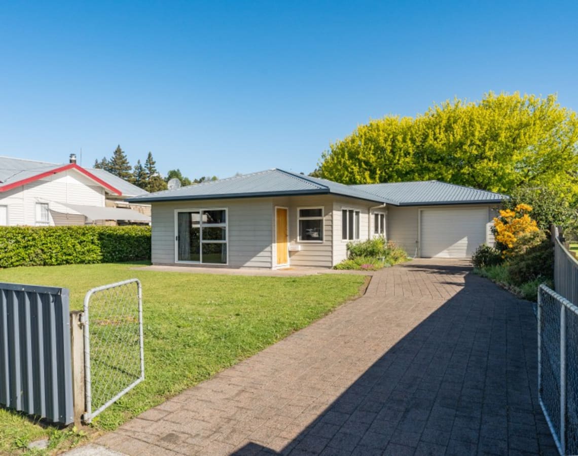 49 Taumarunui Street, Taumarunui, ManawatuWanganui House Sold on 22