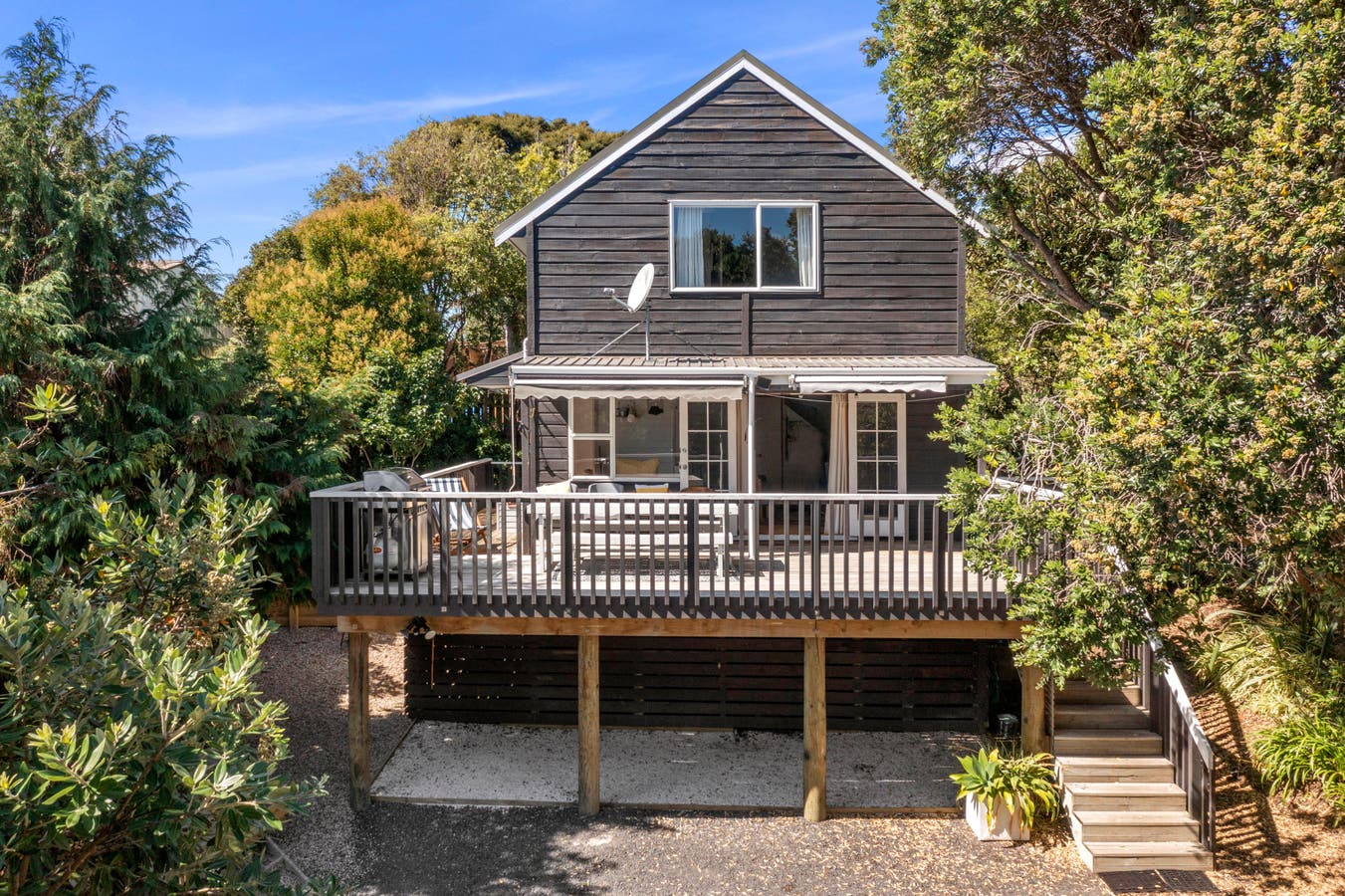 10A Violet Street, Raglan, Waikato Other Sold on 30 04 2021 RateMyAgent