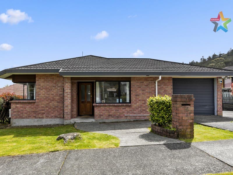 1/33 Manuka Street, Stokes Valley, Wellington House Sold on 15 Dec