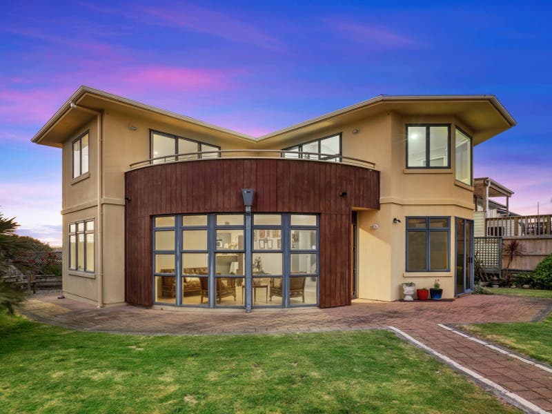 20 Pukehina Parade, Pukehina, Bay of Plenty House Sold on 24 04 2023