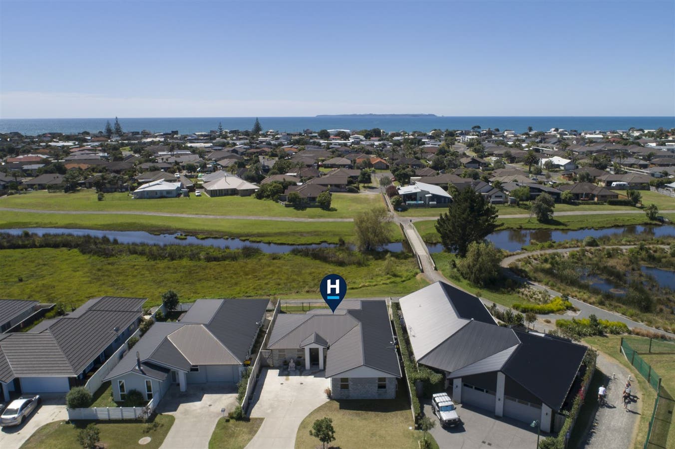 71 Harding Drive, Papamoa Beach, Bay of Plenty House Sold on 06 04