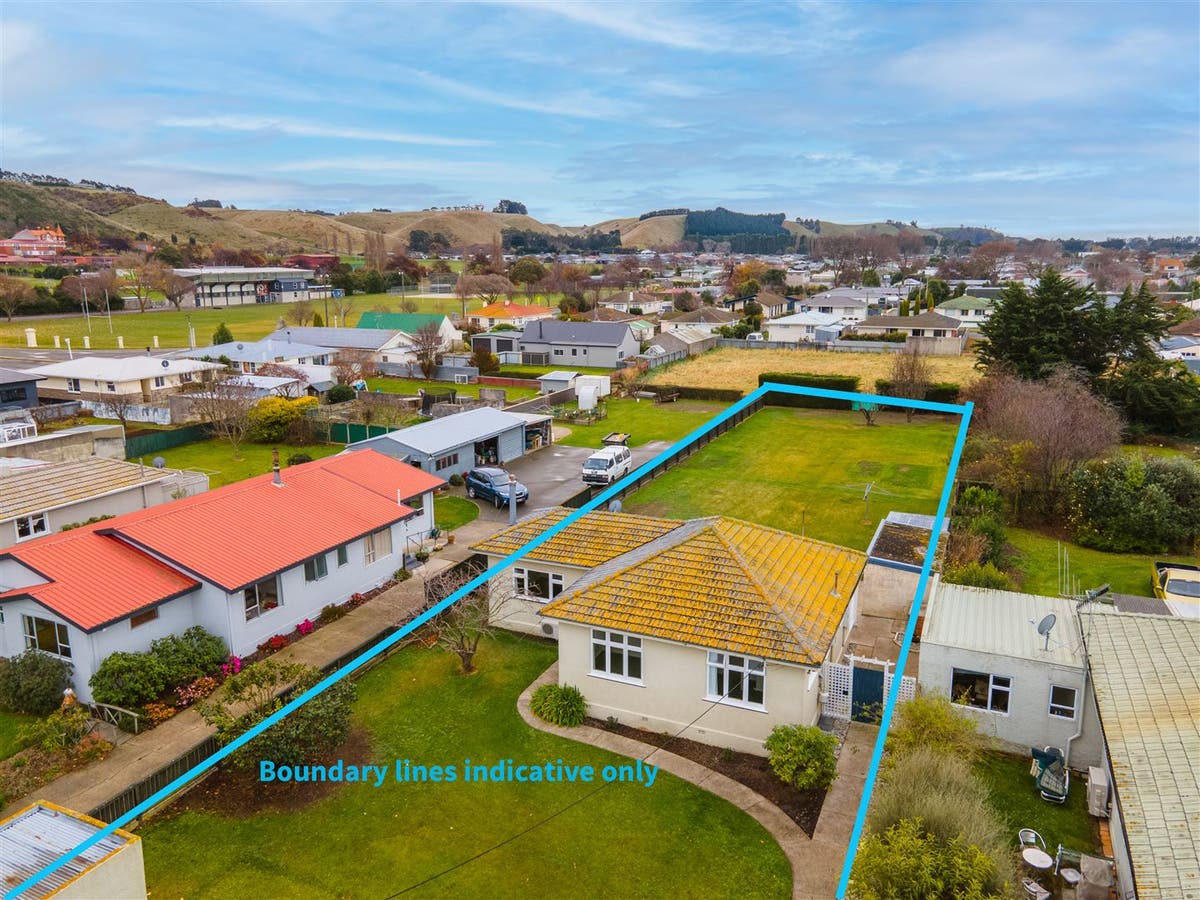 26 Balmoral Street, Oamaru North, Otago House Sold on 10 08 2022
